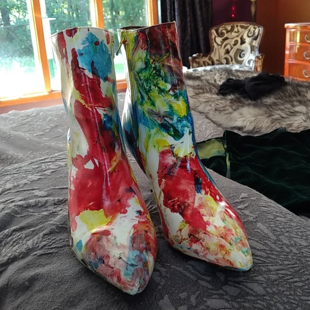 Paint poured model boots - Picture 3 of 6